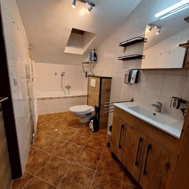 Appartement Wenger - Three-Bedroom Apartment - 13