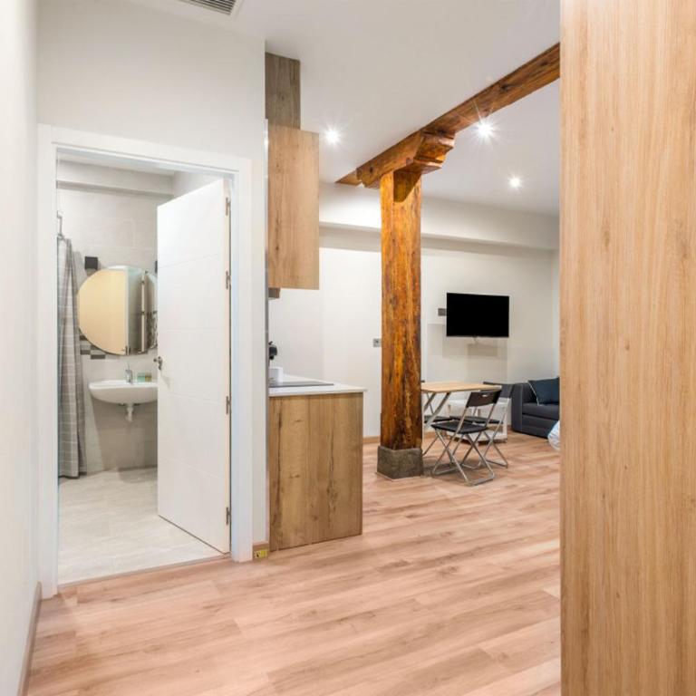 Accessible and Modern- 1 Bedroom 1 Bath- Justice - Studio Apartment - 10