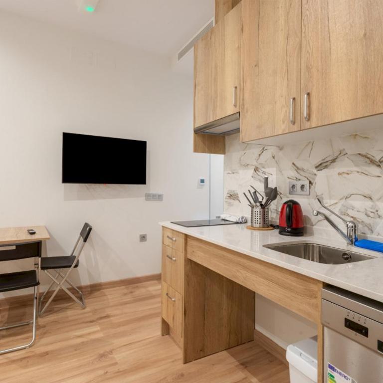 Accessible and renovated- 1Bedroom 1Bath- Justice - Studio Apartment - 7