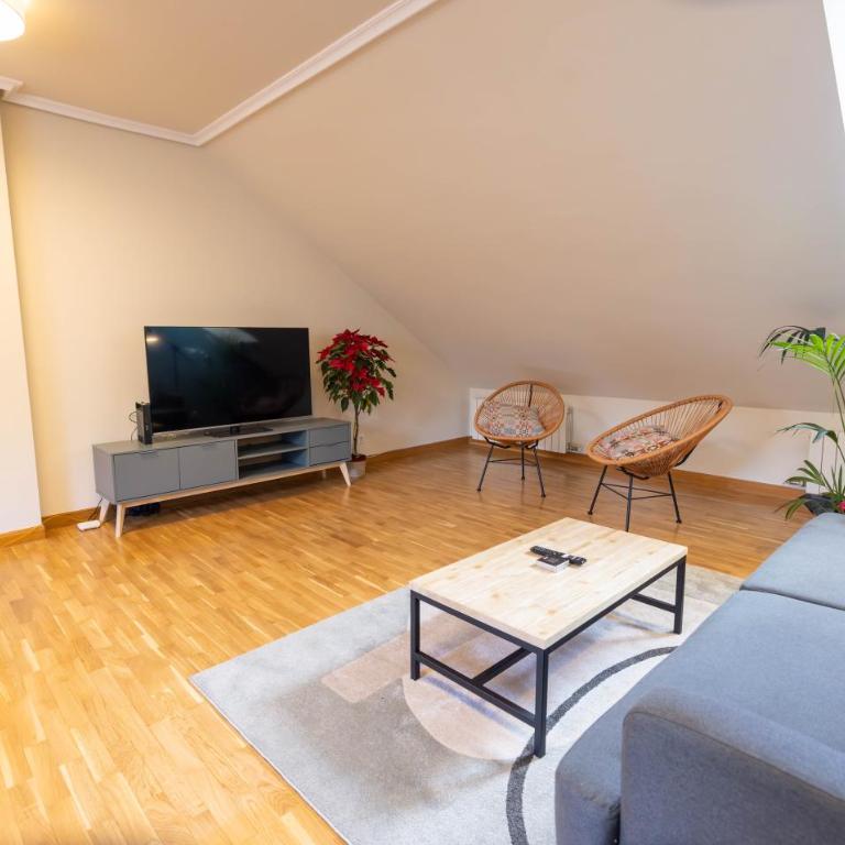 AtuaireHome La Merced en el centro histórico con parking incluido - Apartamento de 2 dormitorios - 5