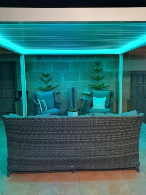 Villa Vanesa luxury private villa with a heated pool, 4 bedrooms and 4 bathrooms - Villa - 17