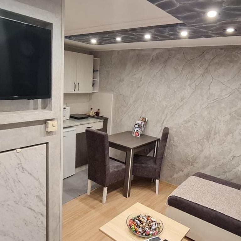 Apartman Centar 2 - Apartment - 4