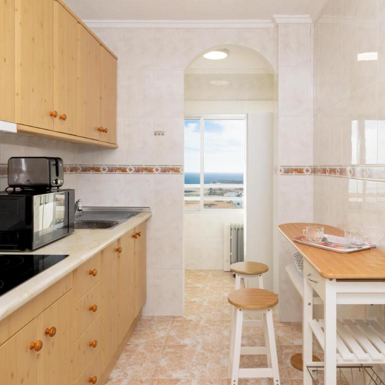 Espanatour PANORAMICO - Three-Bedroom Apartment - 14