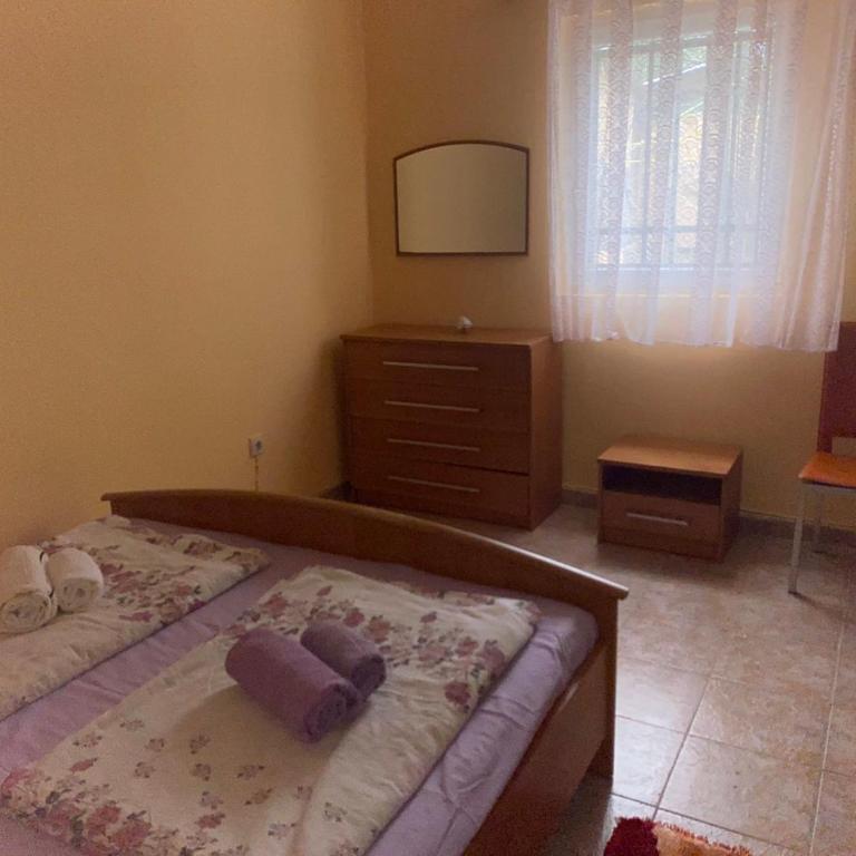 Квартира 200м от моря. - Two-Bedroom Apartment - 10