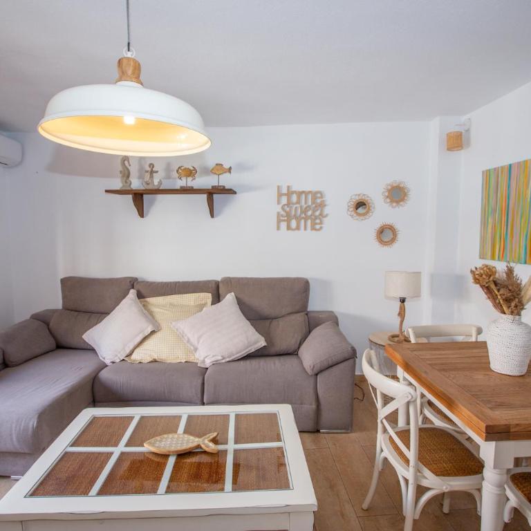 REAL 8 - Two-Bedroom Apartment - 3
