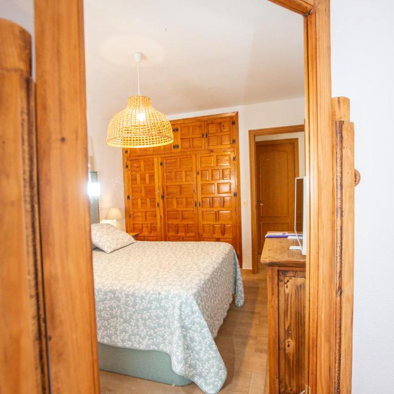 REAL 8 - Two-Bedroom Apartment - 20