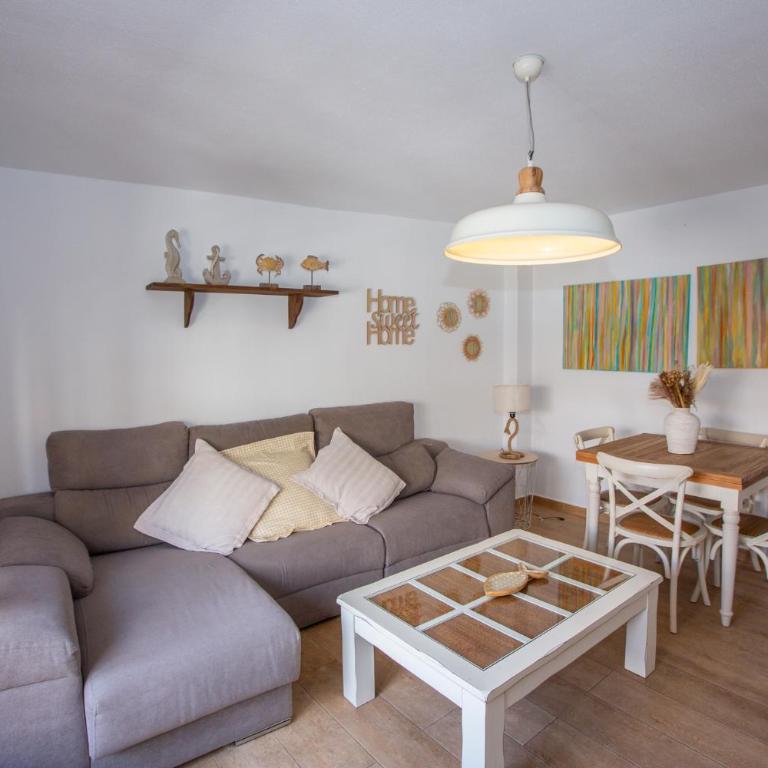 REAL 8 - Two-Bedroom Apartment - 25