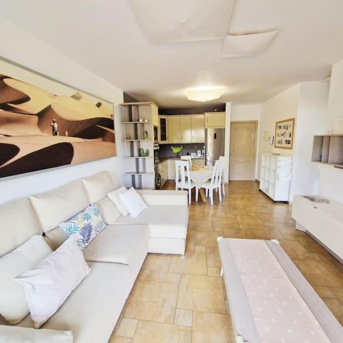 Beautiful 1 Bedroom Apartment Benalmadena - Apartamento de 1 dormitorio - 4