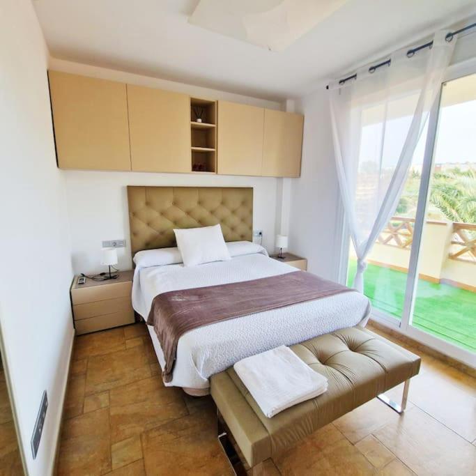 Beautiful 1 Bedroom Apartment Benalmadena - Apartamento de 1 dormitorio - 12
