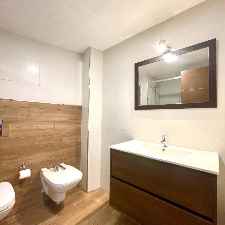 Apartamento Guimerà - Two-Bedroom Apartment - 13