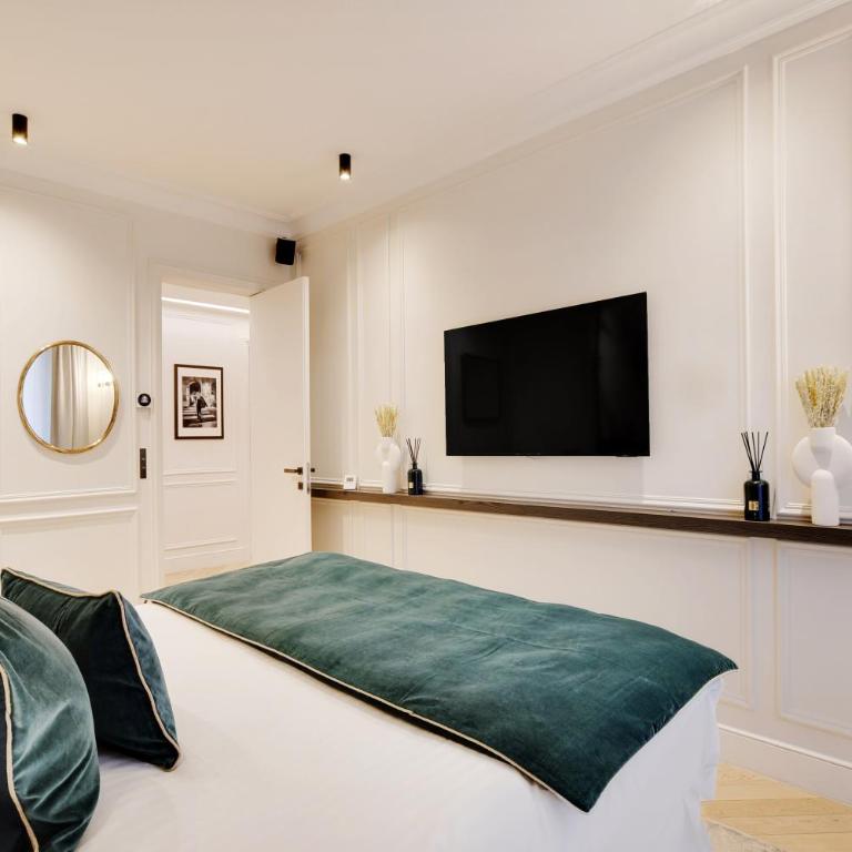 TheLander - Champs Elysées Serviced Apartments - Three-Bedroom Apartment - 10