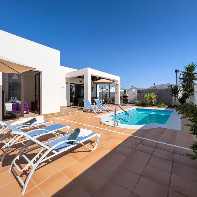 Casa Maddy - A charming location with every comfort - Two-Bedroom Villa - 4