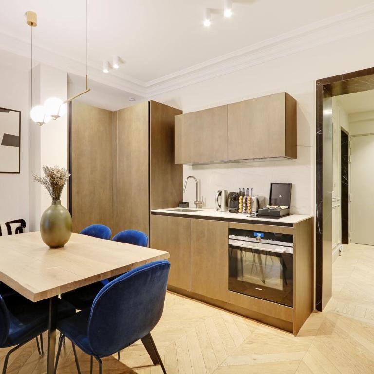 TheLander - Champs Elysées Serviced Apartments - Two-Bedroom Apartment - 5