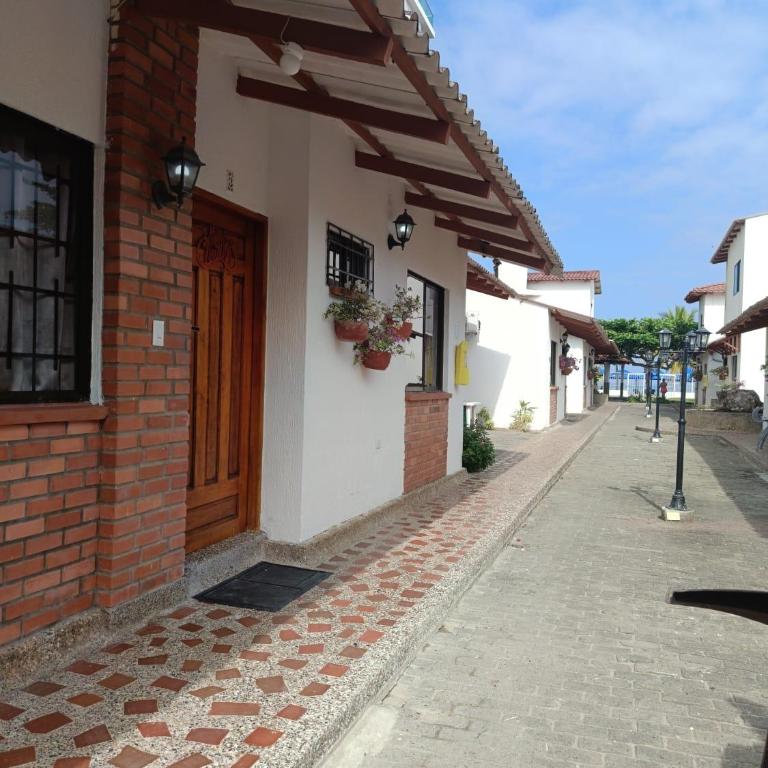 Espectacular cabaña en Coveñas - Sucre, Frente al mar!!! - Apartamento - 1