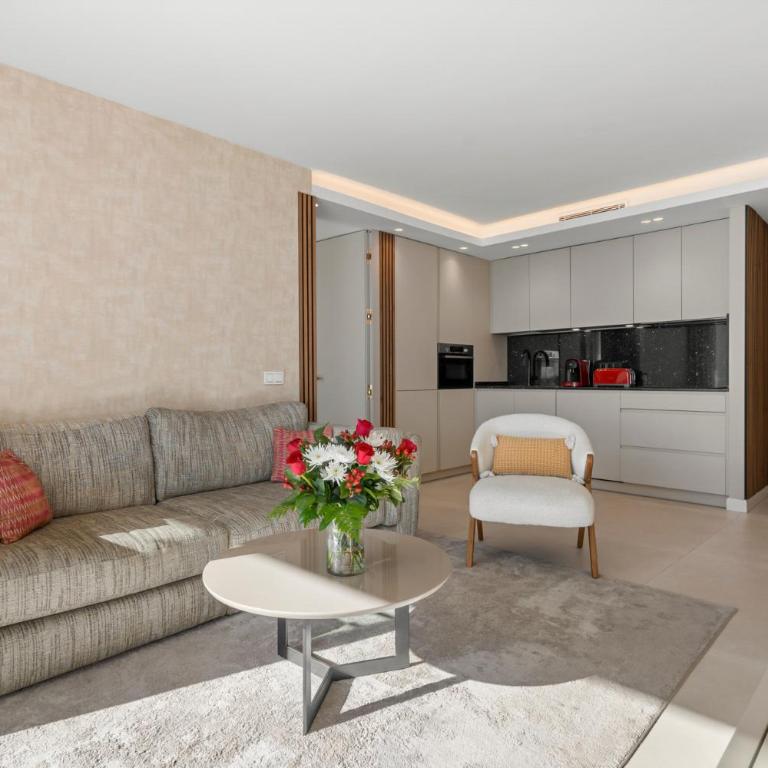 Beach front apartment with pool - Apartamento de 2 dormitorios - 4