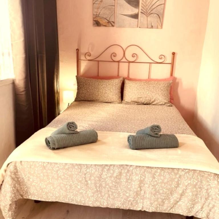 casa rústica Ronda - Habitación Doble con balcón - 7