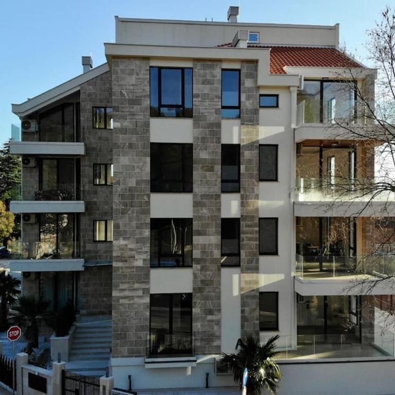 Park Residence 7 - 1 br & Parking at Tivat Center - One-Bedroom Apartment - 1