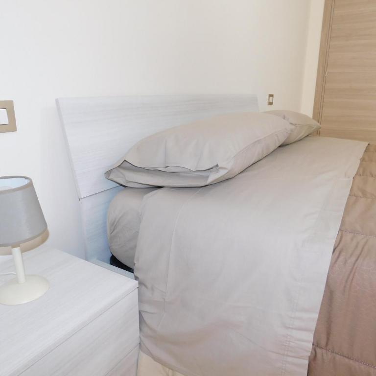 Cariteo Home - Appartamento con 2 Camere da Letto - 7