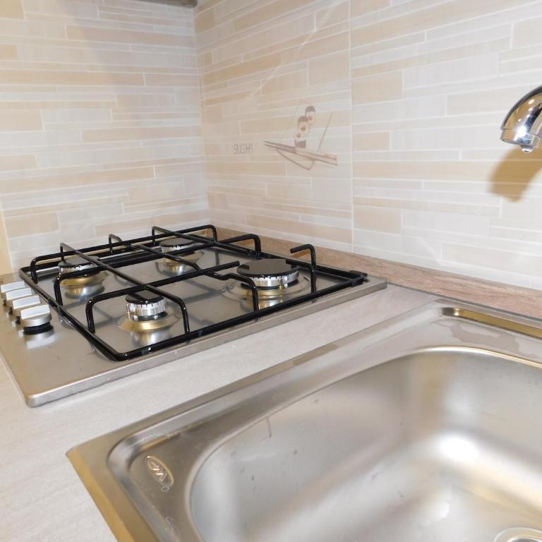 Cariteo Home - Appartamento con 2 Camere da Letto - 3