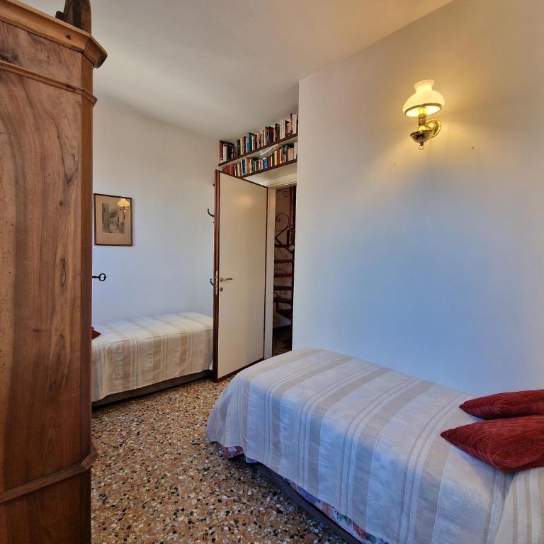 Veneziacentopercento Rooms - Camera Economy con Bagno in Comune - 22