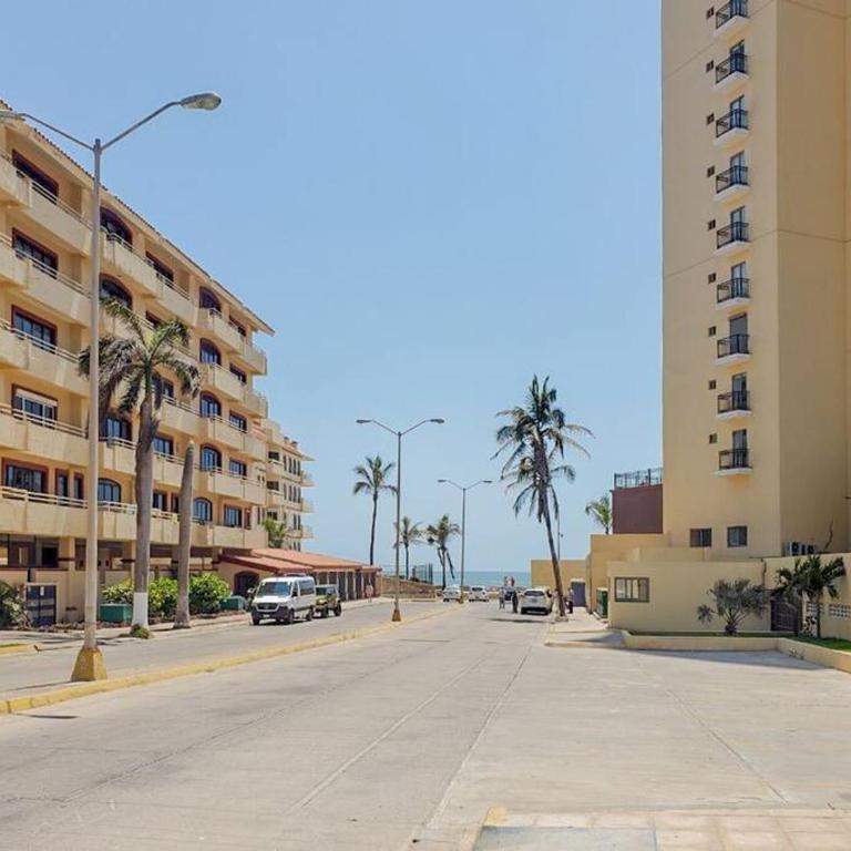 Lindo Condo a 1 cuadra de la playa - Two-Bedroom Apartment - 24