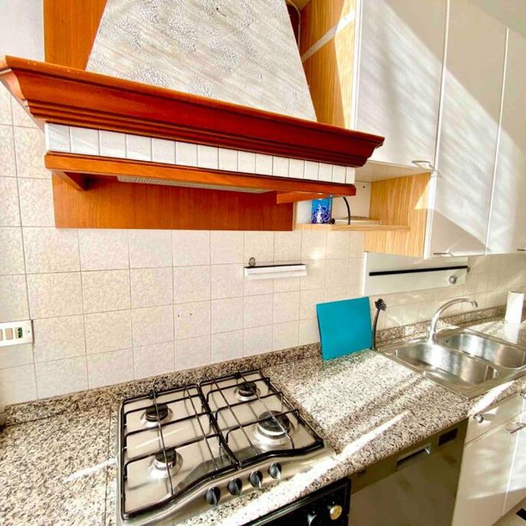 [In centro]10 minuti dal duomo - Appartamento con 1 Camera da Letto - 15