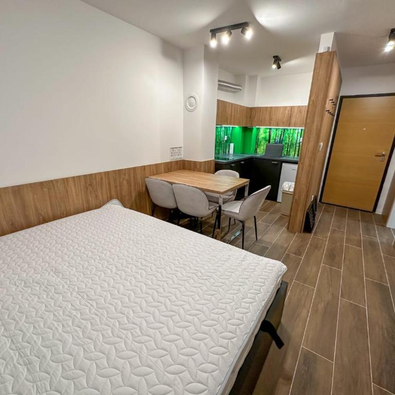 Hrast Apartman Šestosjed Trnovo - Apartman sa 2 Spavaće Sobe - 4