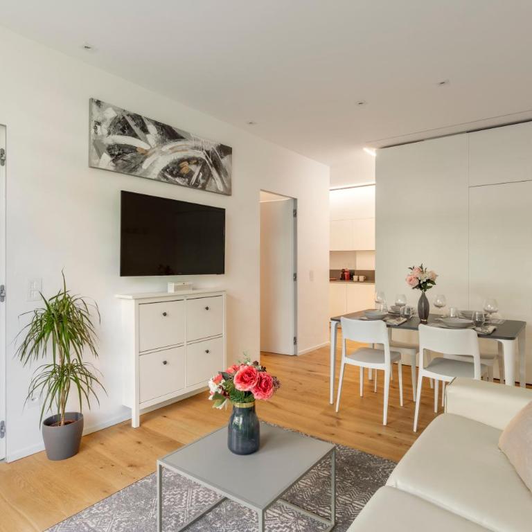 Lake Modern Suites - Free Parking - Appartamento con Terrazza - 26