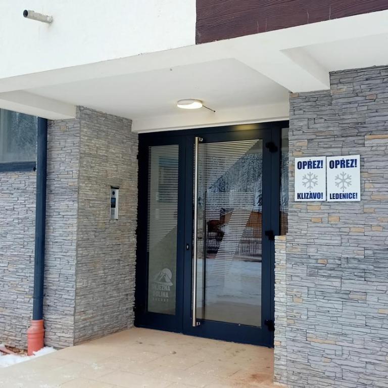 Hrast Apartman Šestosjed Trnovo - Apartman sa 2 Spavaće Sobe - 12