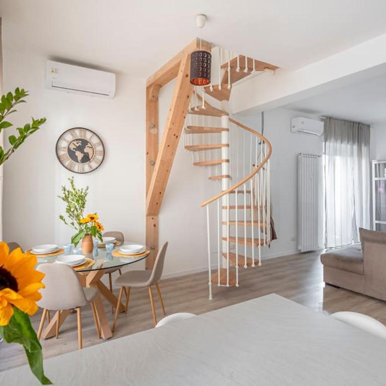 Cozy apartment 1 Min from new MM4 Argonne - Appartamento con 1 Camera da Letto - 1