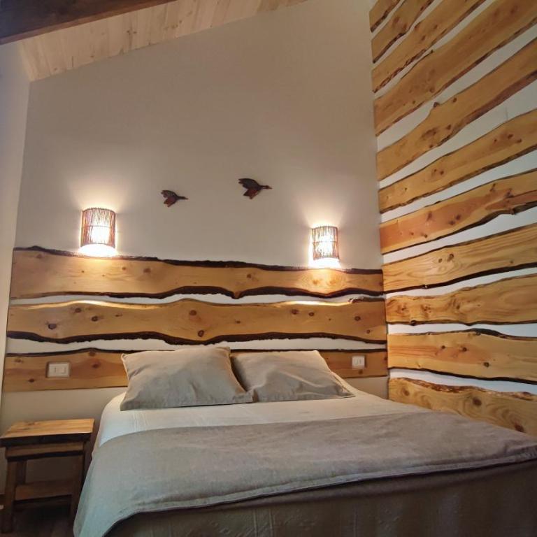 Cabaña Bosque Río - Three-Bedroom House - 16
