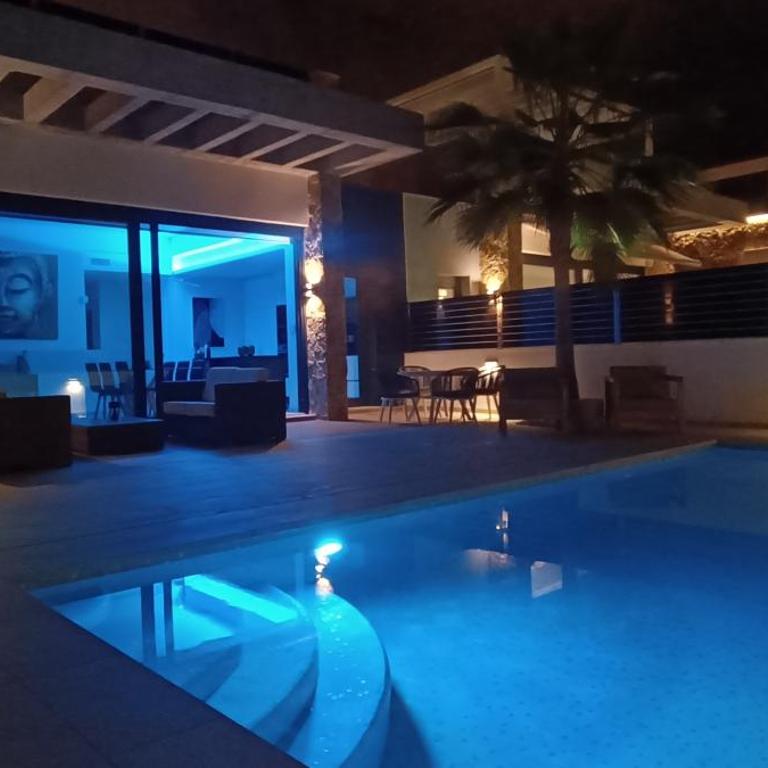 Luxurious Villa with private heated pool PMT12 - Villa - 1