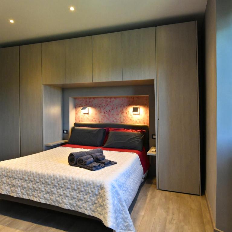 Epic Rooftop Terrace overlooking Civita valley - Two-Bedroom Apartment - 6