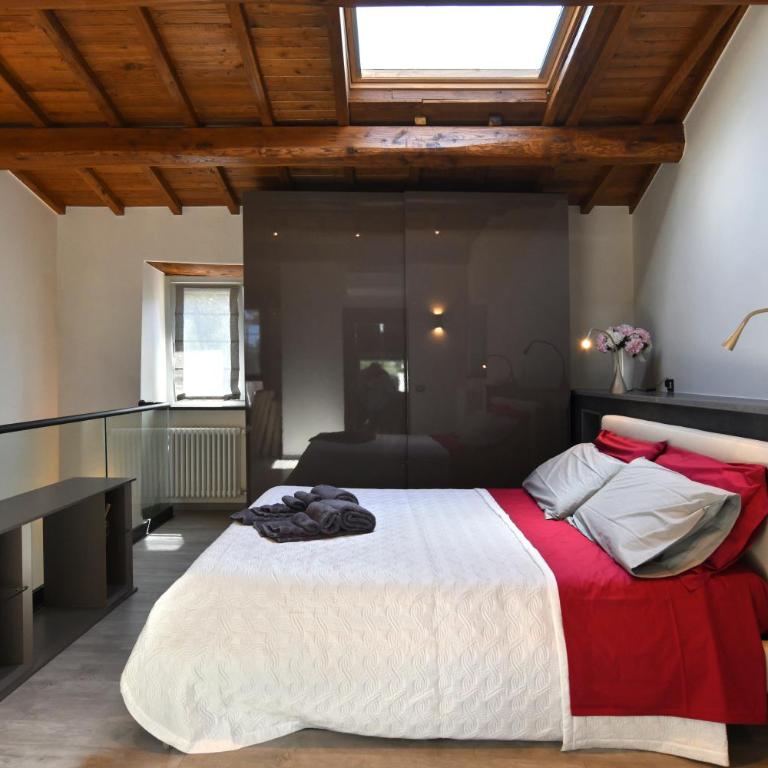 Epic Rooftop Terrace overlooking Civita valley - Two-Bedroom Apartment - 3