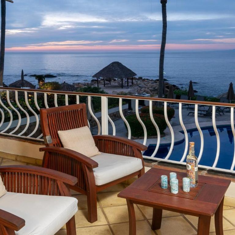 Ocean Front, 3 bedroom, 3 bathroom, Casa Natalia, Playa Esmeralda - Apartamento de 3 dormitorios - 6