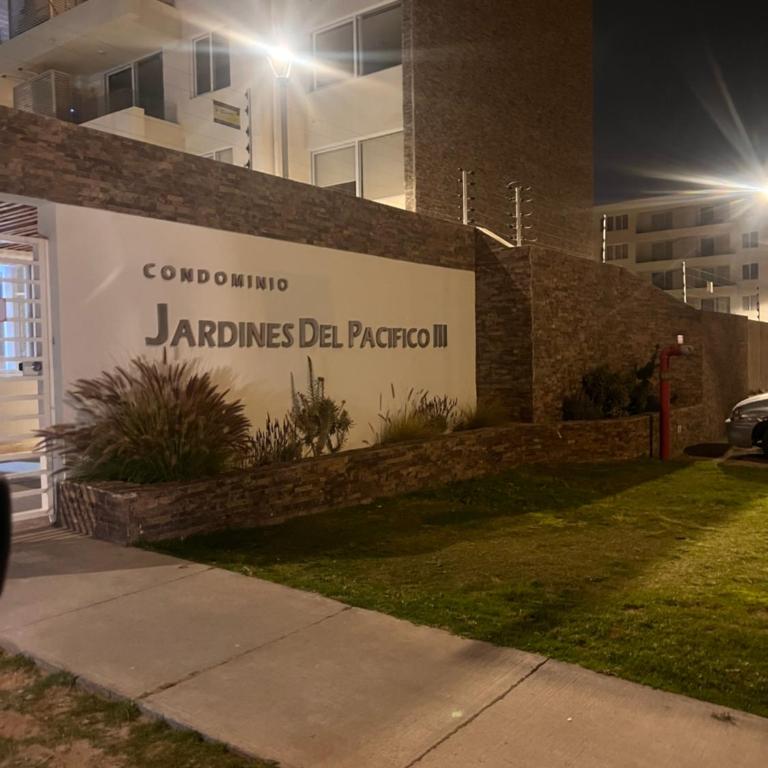 Departamento Condominio Jardines del pacífico III - Two-Bedroom Apartment - 13