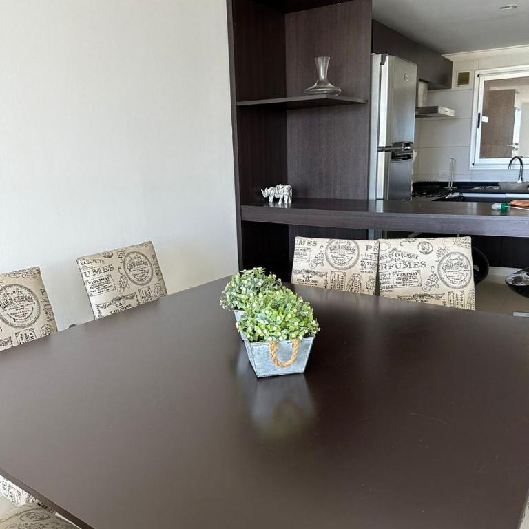 Depto con cochera, pileta y gimnasio - Apartamento de 1 dormitorio - 5