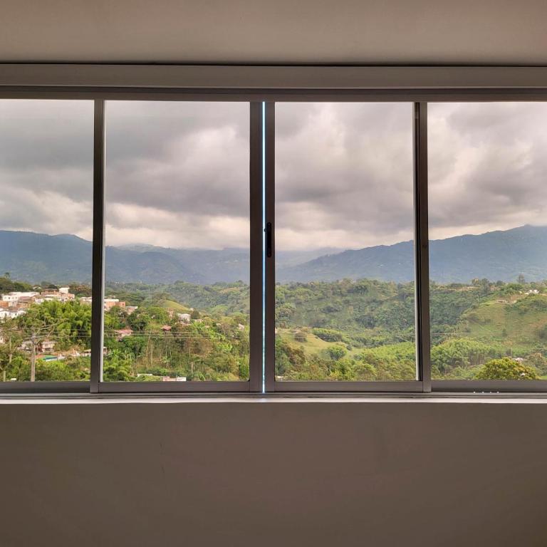 Hotel La Gran Estaciónag - Habitación Cuádruple - vistas al jardín - 4