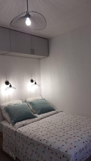 Studio cosy, quartier canal Saint-Martin - Apartamento de 1 dormitorio - 3