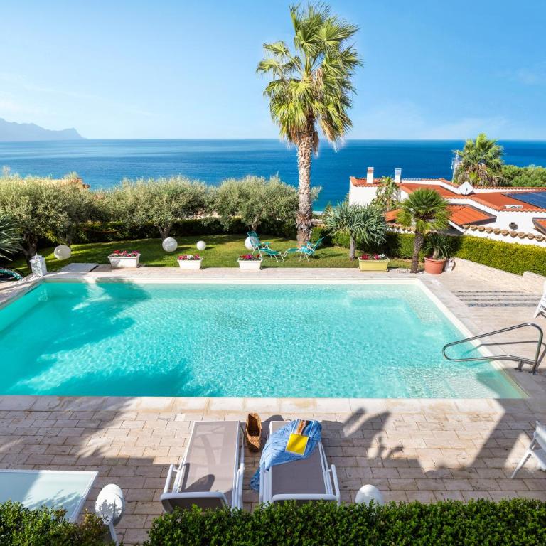 Villa vista mare e piscina privata ad Alcamo - Villa - 1