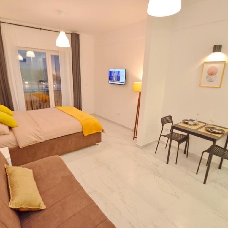 Residence Spa Apartments DUB - Studio with Pool View - 11