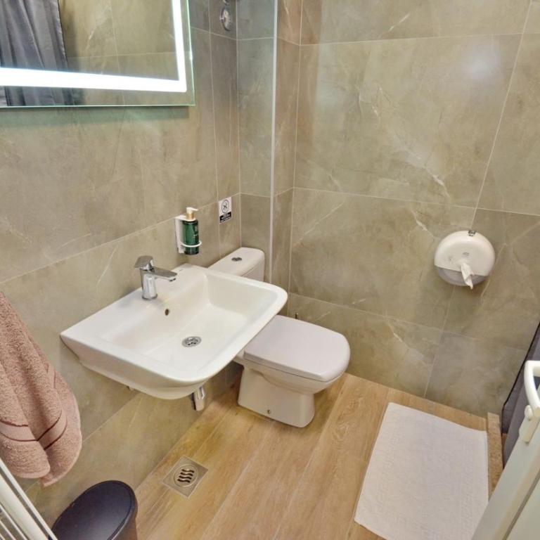 Residence Spa Apartments DUB - Deluxe Studio - 5