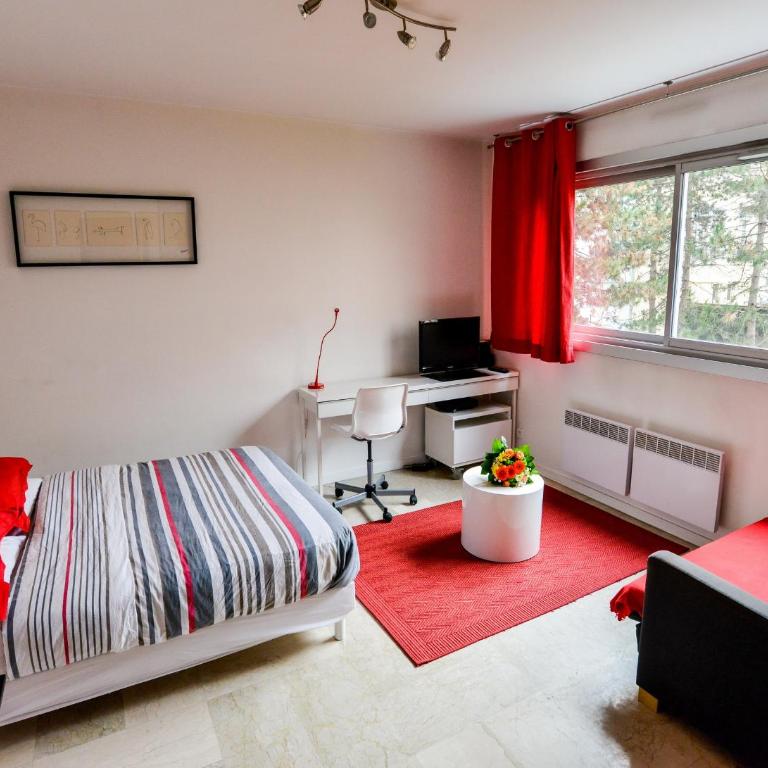 Studio Part Dieu Bellecombe - Studio avec Vue sur Jardin - 9