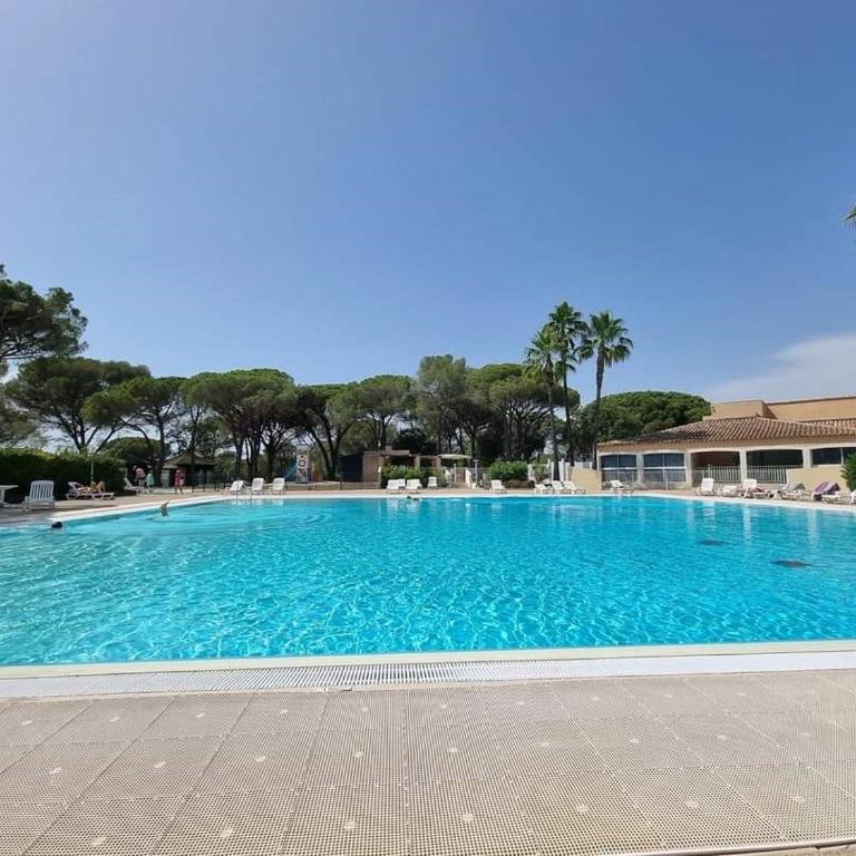 Studio 4P vue piscine St Raphaël Valescure - Au cœur des Golfs - Studio mit Poolblick - 12