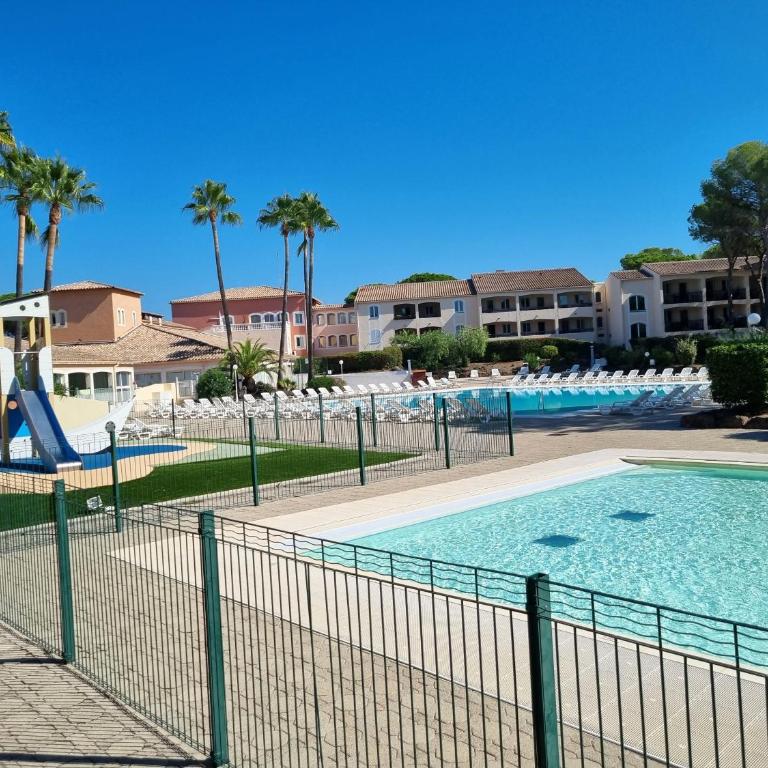 Studio 4P vue piscine St Raphaël Valescure - Au cœur des Golfs - Studio mit Poolblick - 17