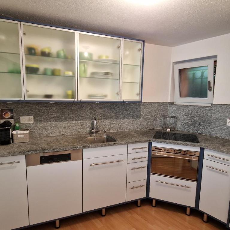 Chesa Bellaval, Haus Leivra 2-Zimmerwohnung - Apartment mit Blick auf die Berge - 1
