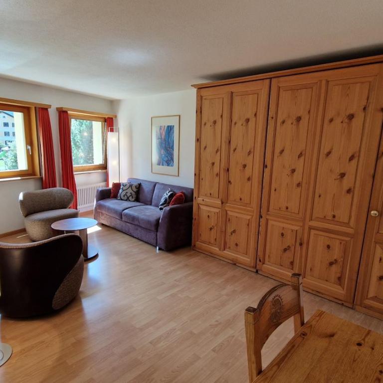 Chesa Bellaval, Haus la Vuolp 2 1 2-Zimmerwohnung - Apartment mit Blick auf die Berge - 2