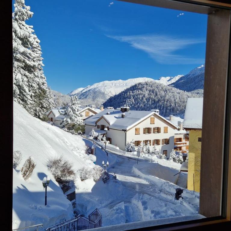 Chesa Bellaval, Haus la Vuolp 3-Zimmerwohnung - Apartment mit Blick auf die Berge - 17