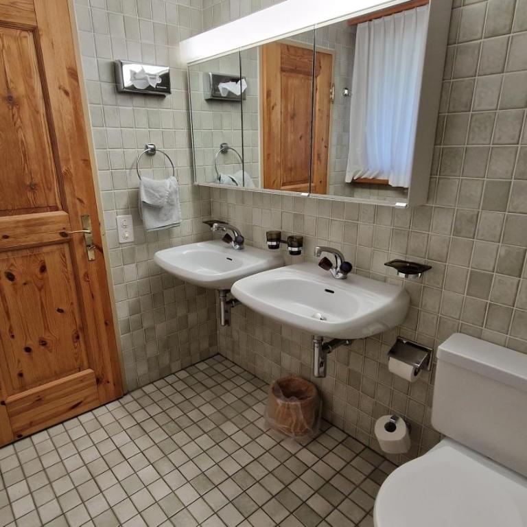 Chesa Bellaval, Haus Rizza Zwei Zimmerwohnung - Apartment mit Blick auf die Berge - 10