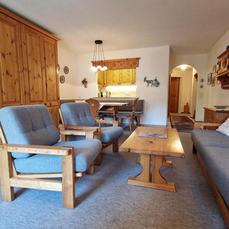 Chesa Bellaval, Haus la Vuolp 2 1 2 - Zimmerwohnung - Apartment mit Blick auf die Berge - 2